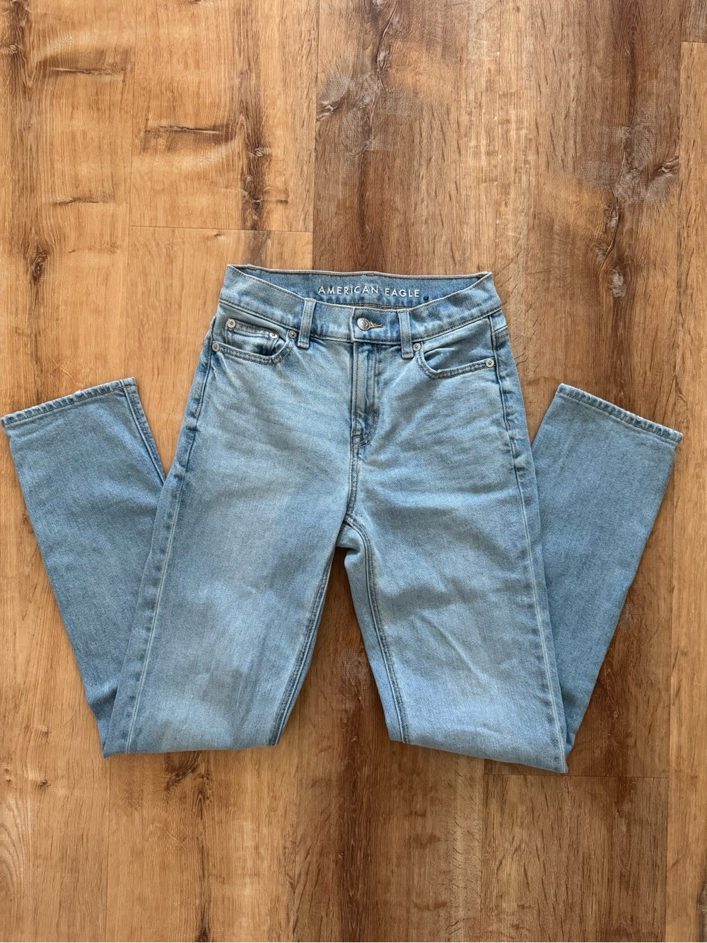 American Eagle Straight Jeans